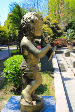 小區(qū)銅像