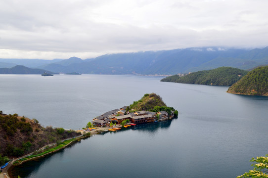 泸沽湖里格半岛