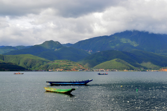 泸沽湖风光