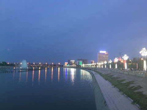 小黑河夜景