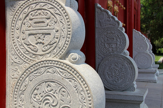 中式建筑 石鼓