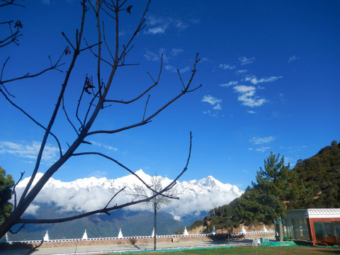 梅里雪山