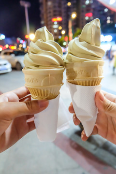 甜筒 冰淇淋
