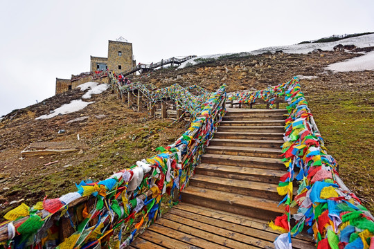 石卡雪山