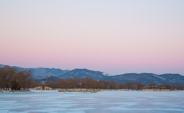 颐和园西堤雪景