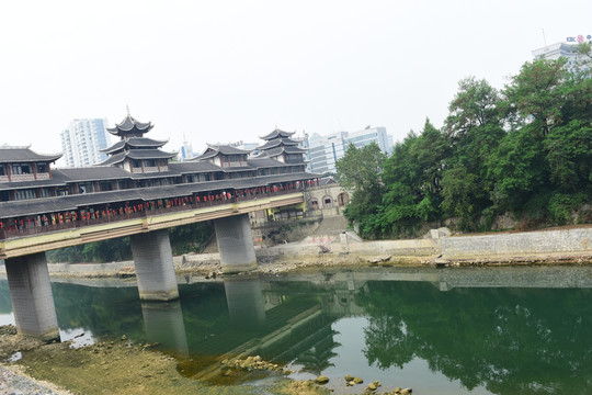 风雨桥