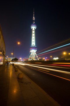 上海之夜天际线