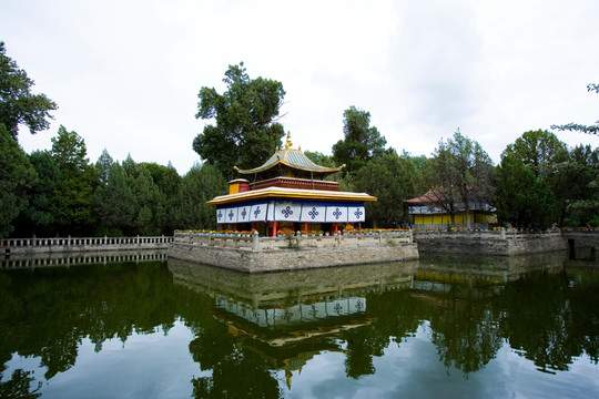 灵卡达赖喇嘛的夏宫