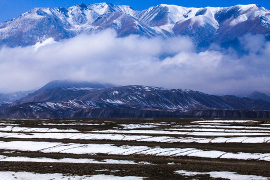 冬季天山山脉