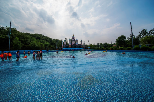 蒙阴波浪谷水上乐园