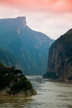 长江三峡翟塘峡