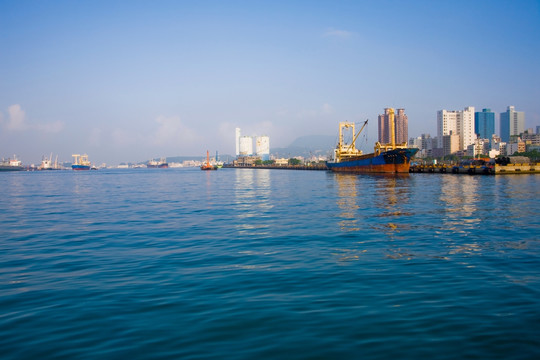 台湾高雄港