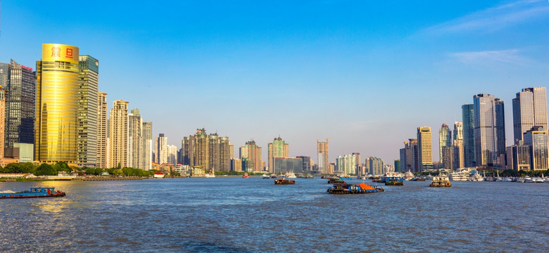 黄浦江两岸全景