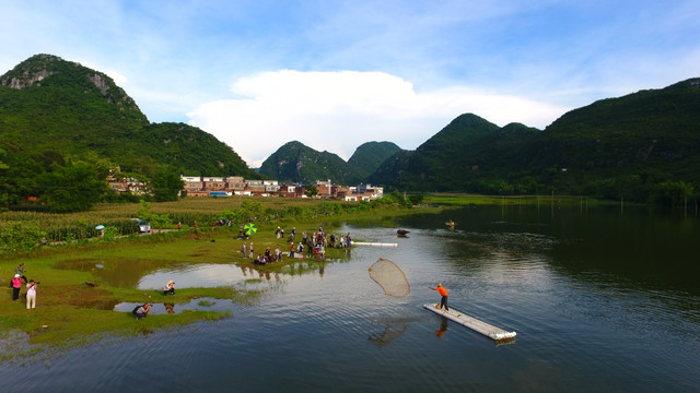 航拍兴宾区五山乡三利湖风光