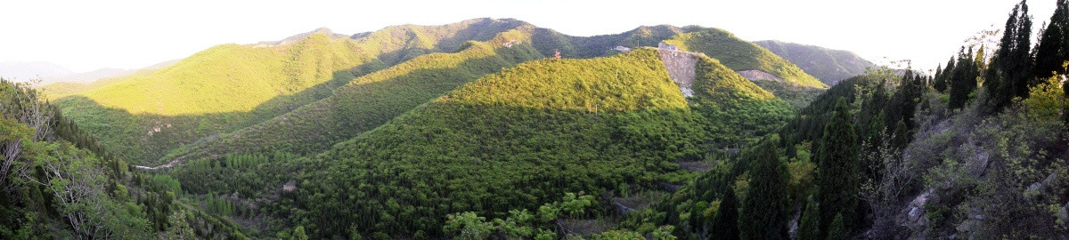 远山近岭嵩山风景图