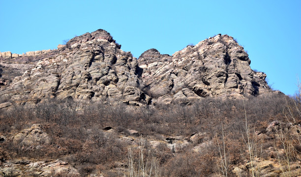 石头山峰高清图片