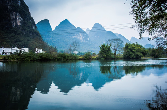 遇龙河风光