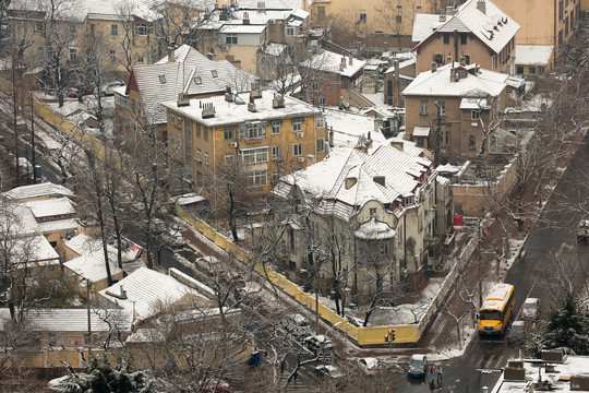 街道雪景