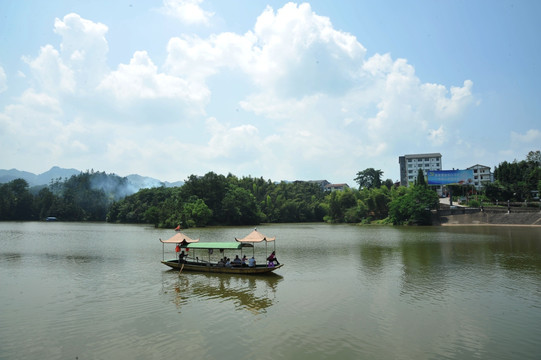 重庆綦江丁山湖