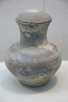 战国陶水壶