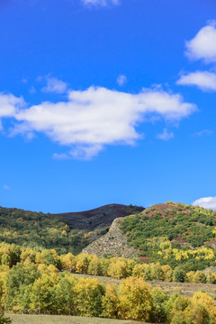 蛤蟆坝附近山丘秋景