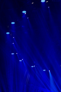 蓝色舞台灯光 灯光秀的演唱会