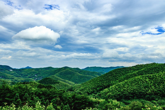 高山 山峰 群山