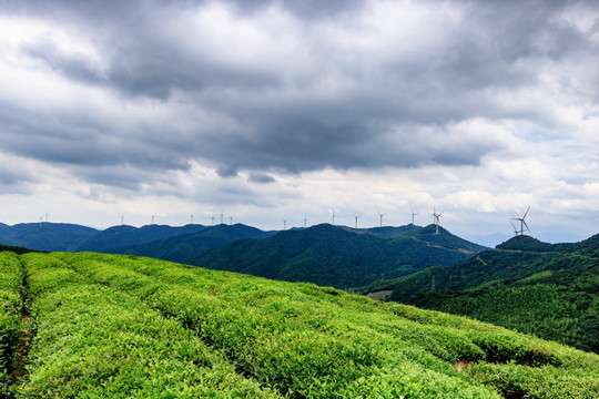 群山风机 白岩山风车公路