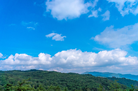 天空 远山