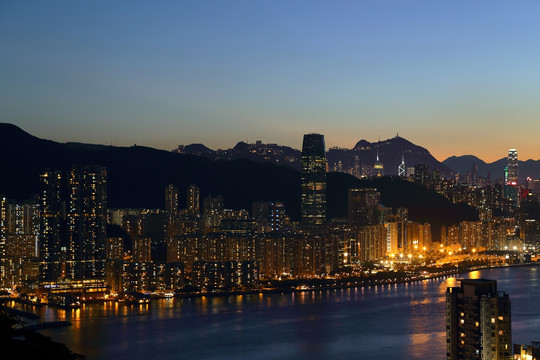 香港维多利亚港城市夜景风光