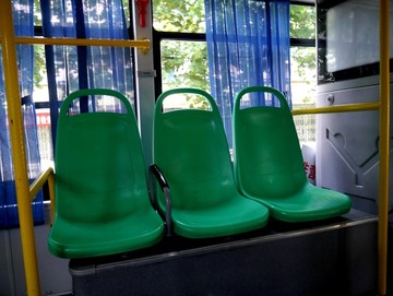 公交车上乘客座椅