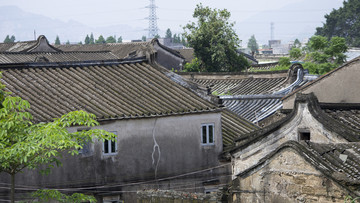 龙湖古寨