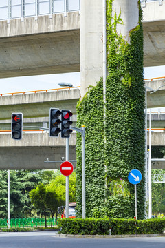 公路高架绿化柱