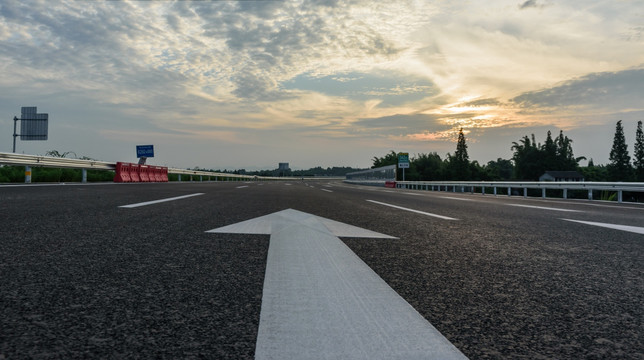 高速公路