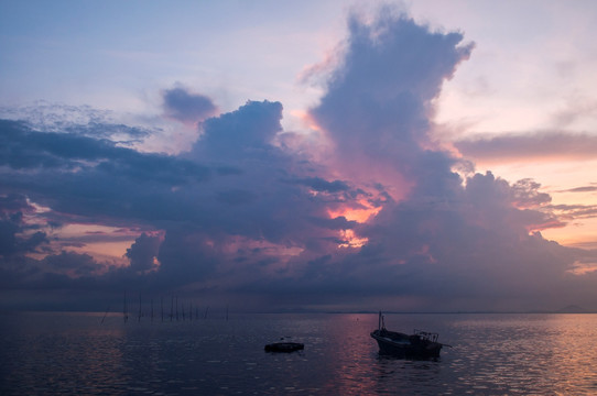 海边 天空朝霞 礁石 海浪 海