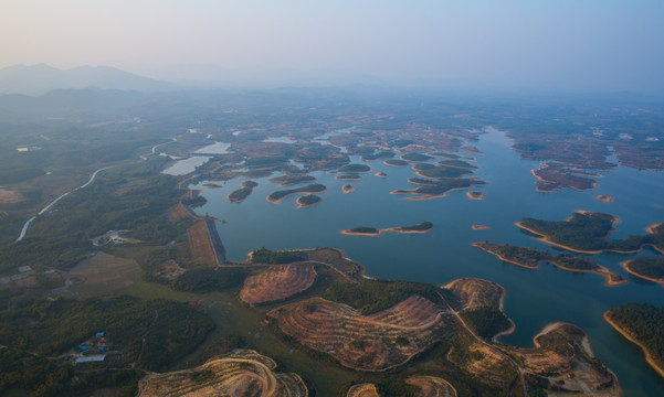 水库 湖泊 岛屿