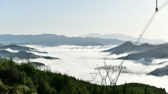 山水风光 高压铁塔