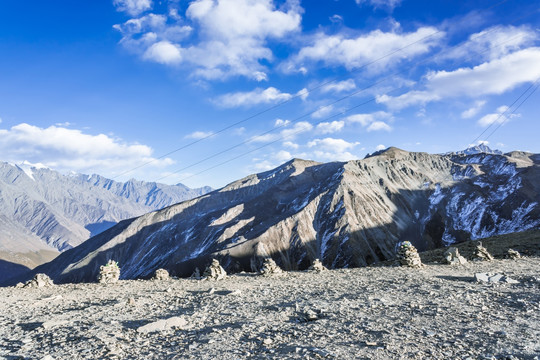 贡嘎雪山