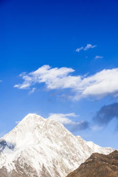 贡嘎雪山