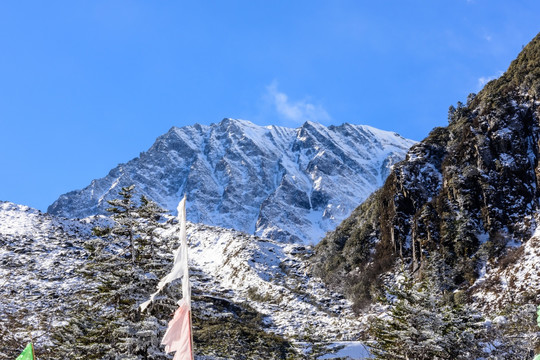 贡嘎雪山美景