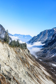 山谷云海