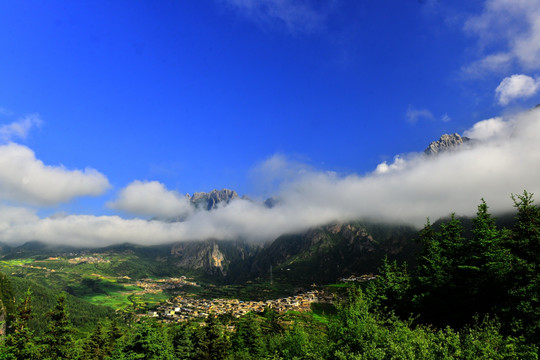 扎尕那美景