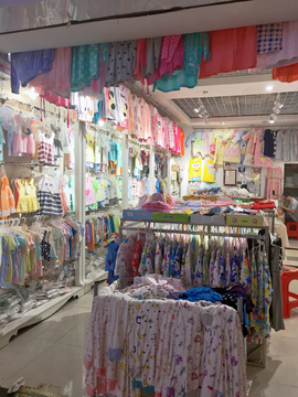 睡衣店 童裝店 服裝店
