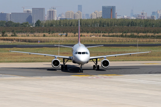 空客A320 飞机 正面