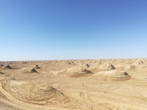 沙漠土墩