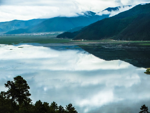 高原湖泊