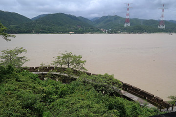 崖门古炮台崖海出海口