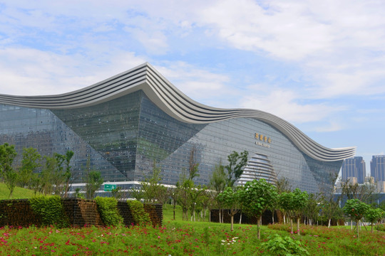 成都桂溪生态公园和环球中心