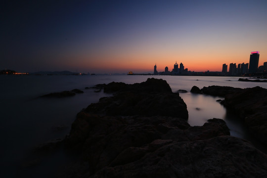 青岛栈桥夜景