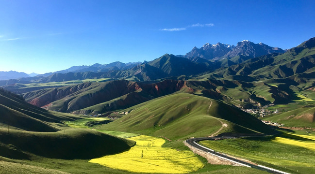 祁连卓尔山